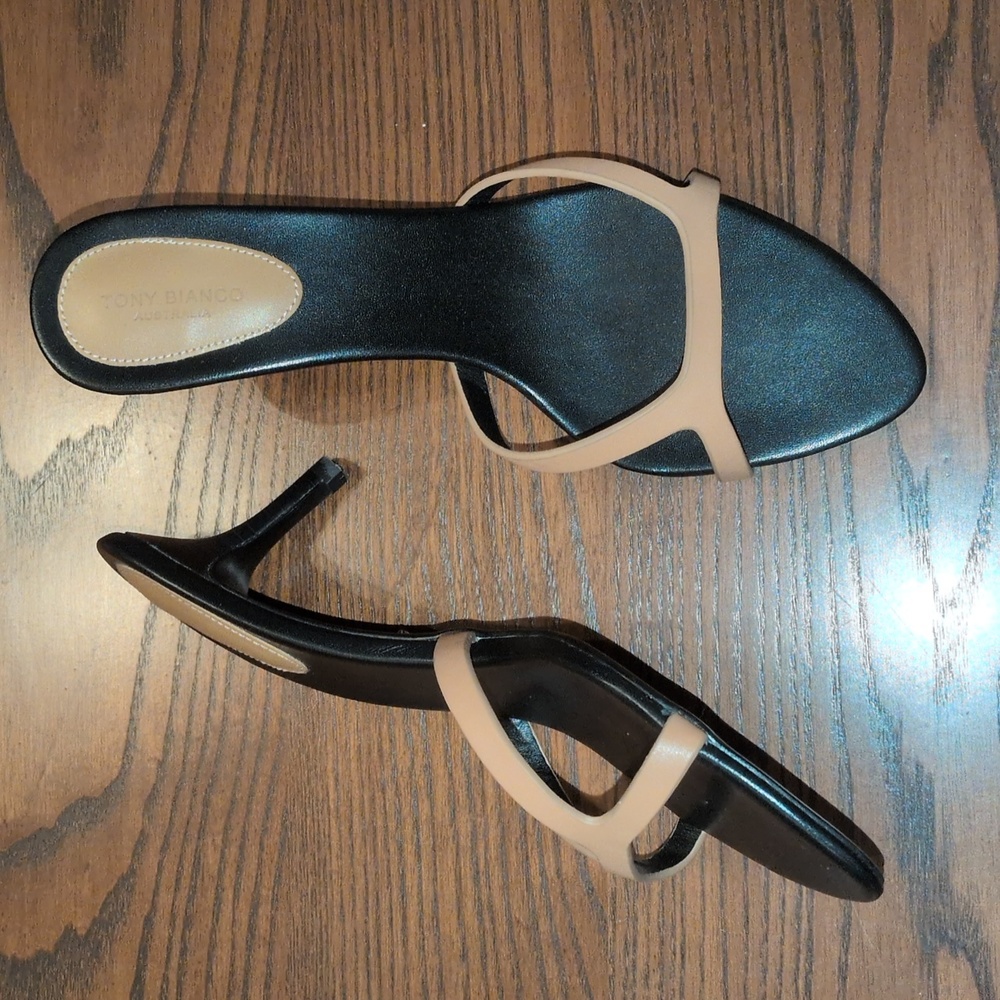 9 New With Box Tony Bianco Daisy Tan Heels